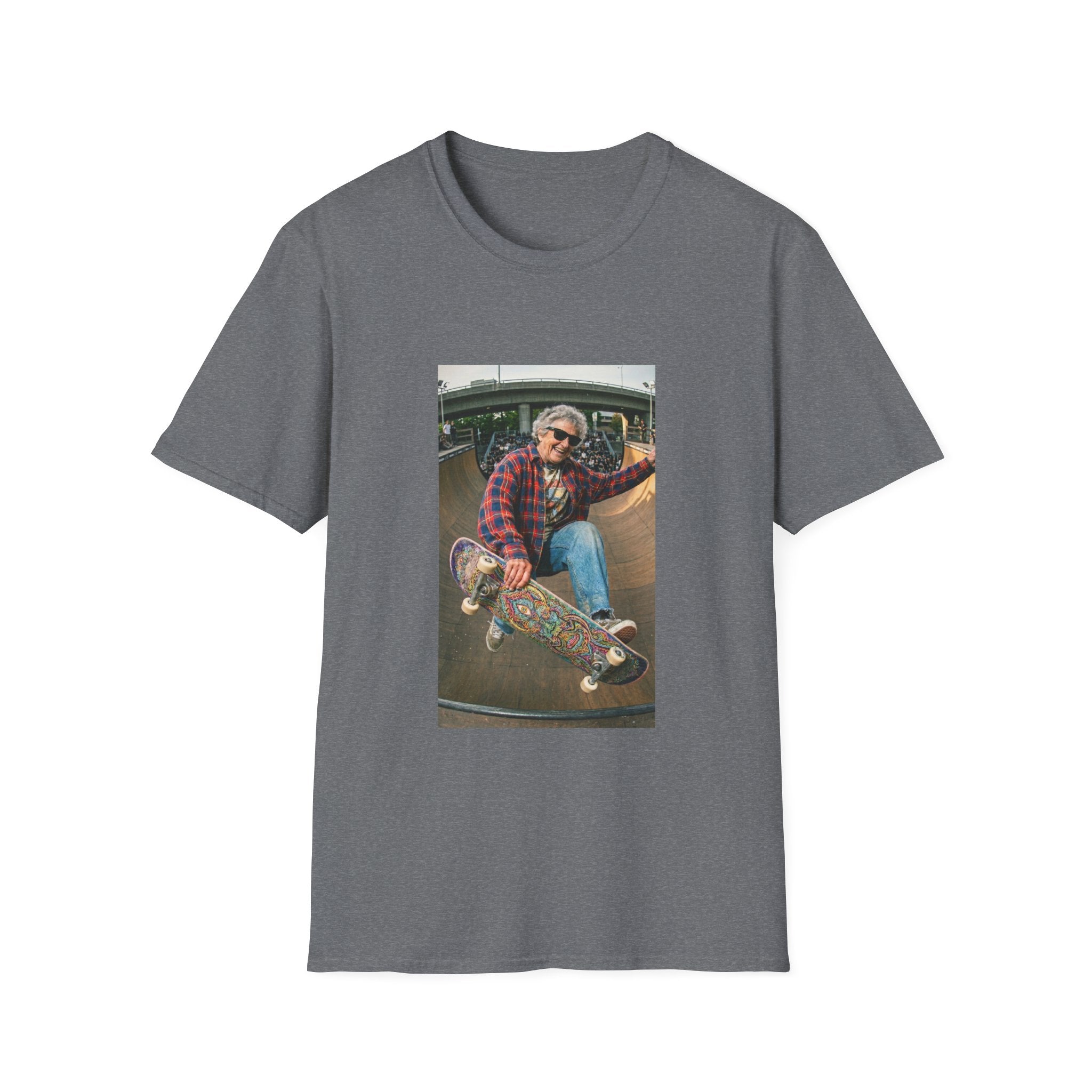 Skater Grandma — Funny Cool Skateboarding Grandma T-Shirt | Vintage Retro Graphic Tee