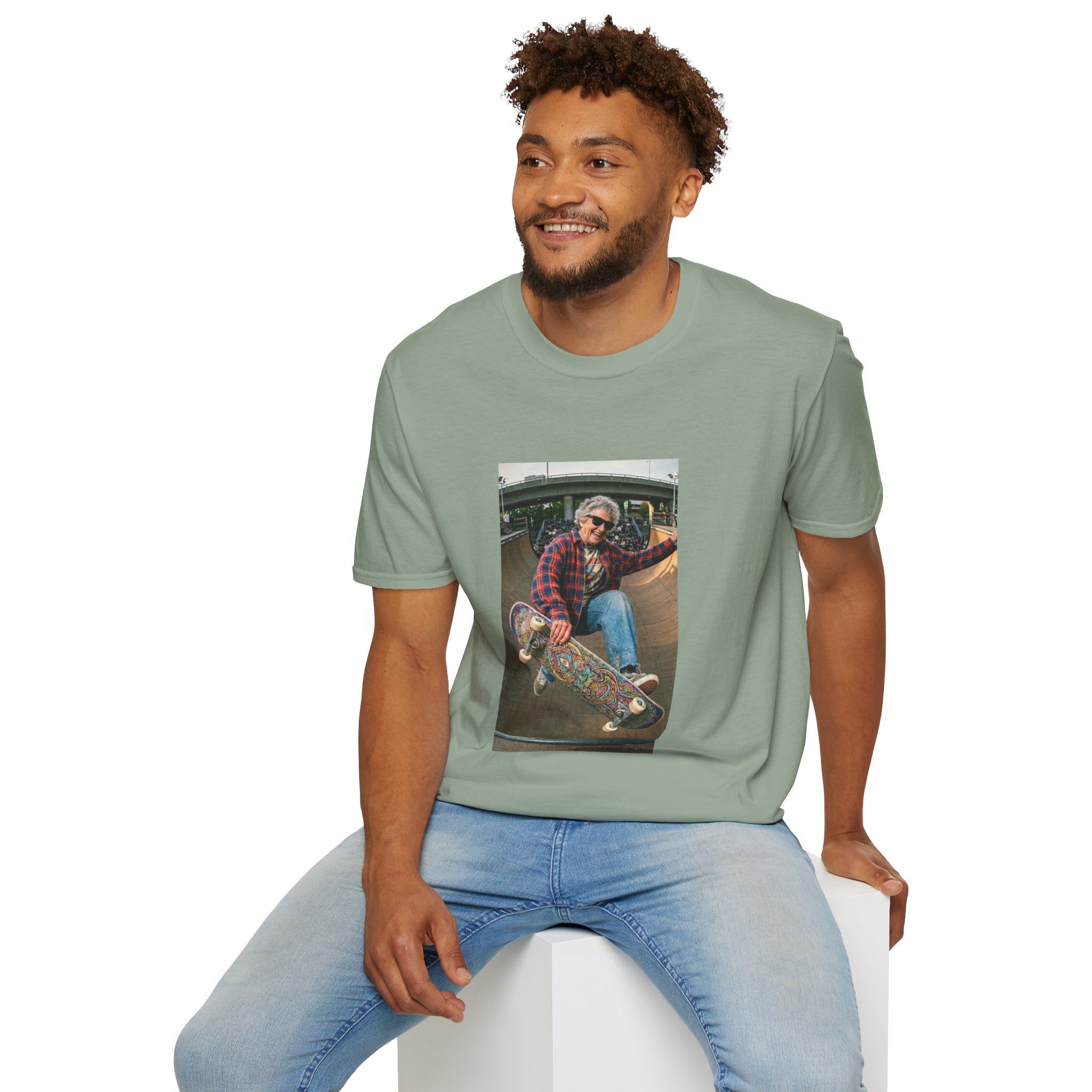 Skater Grandma — Funny Cool Skateboarding Grandma T-Shirt | Vintage Retro Graphic Tee